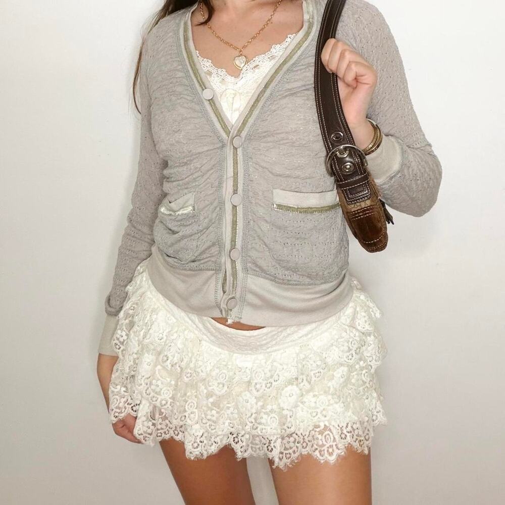 Y2k gray cardigan with eyelet cutout details and slouchy pockets size small - Picture 2 of 8
